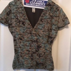 Lace top. Gorgeous colors.